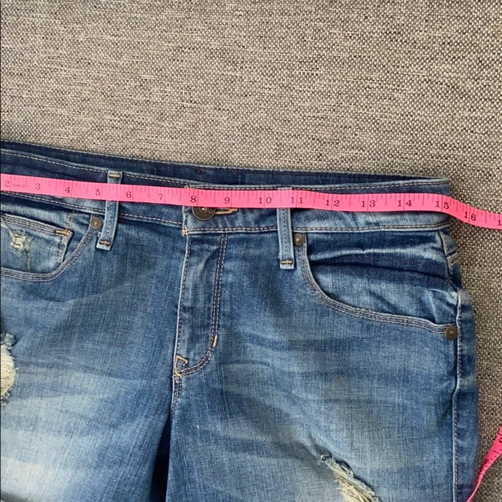 G by Guess Distressed Boyfriend Cuffed Shorts - Picture 7 of 10